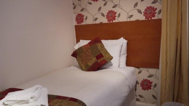 Glenlossie Guest House Dumfries Pokoj fotografie